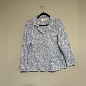 Eileen West Blue and White Floral Pajama Top Size XL Trad Wife Cozy Loungewear